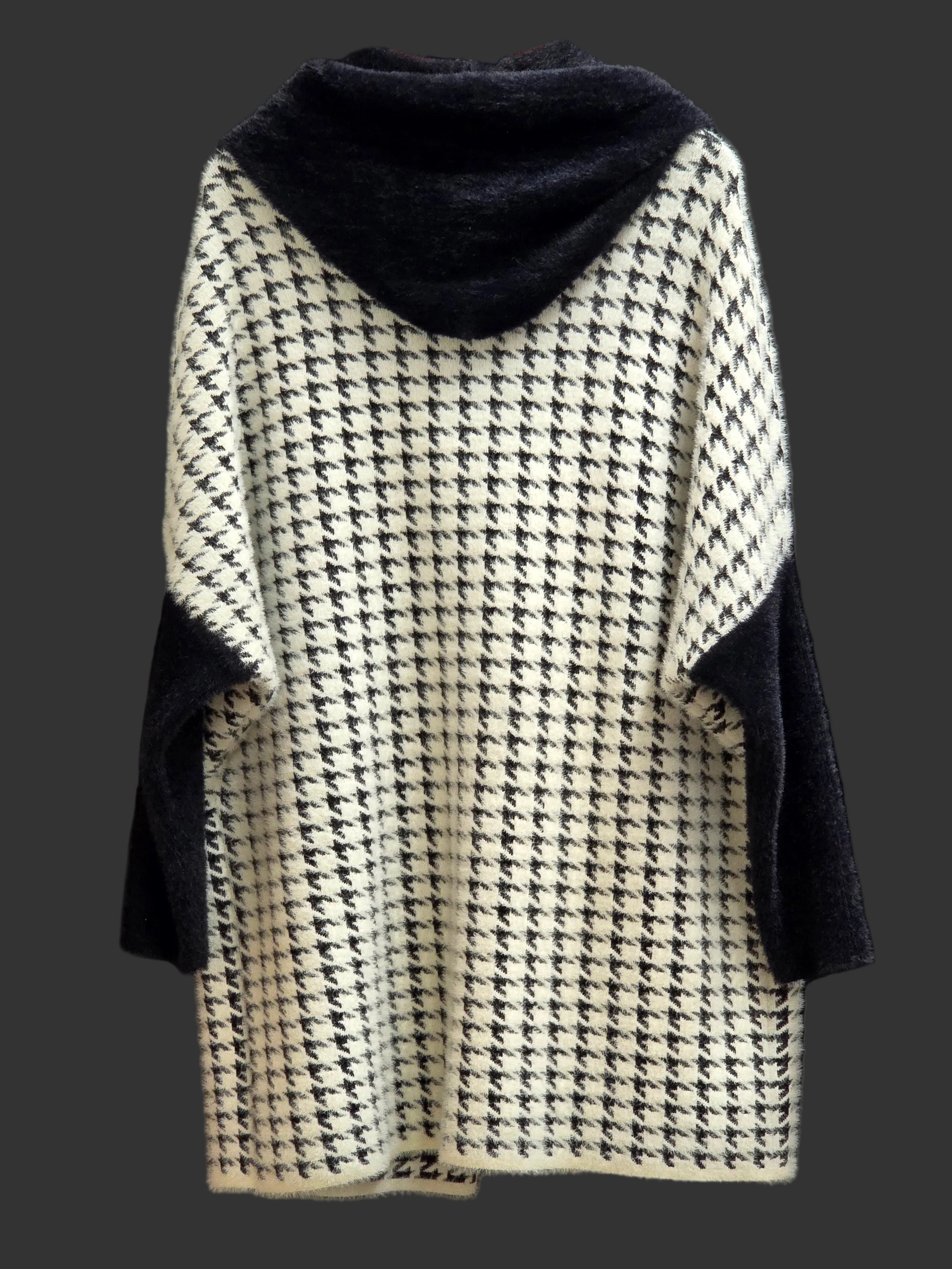 Aca white and black Cocomore.